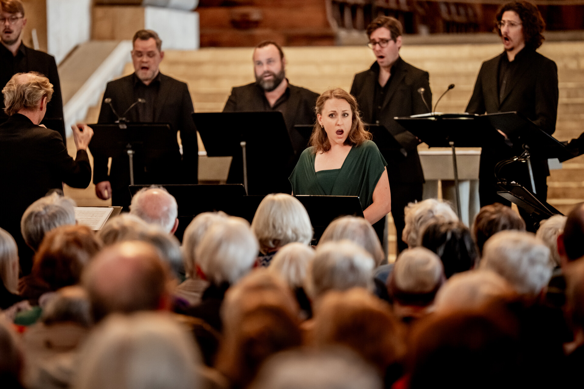 Kören Profundo sjunger på körfestivalen i Lunds Domkyrka med solist Elin Eriksson